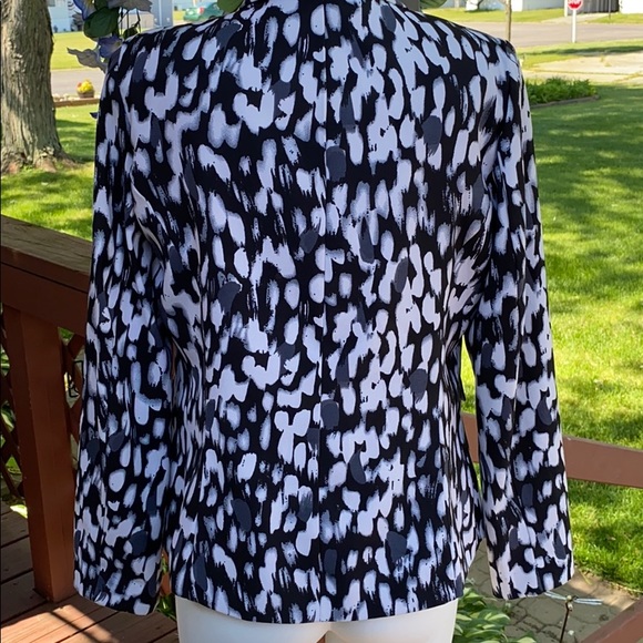 Vintage fashion bug printed jacket - Picture 3 of 4